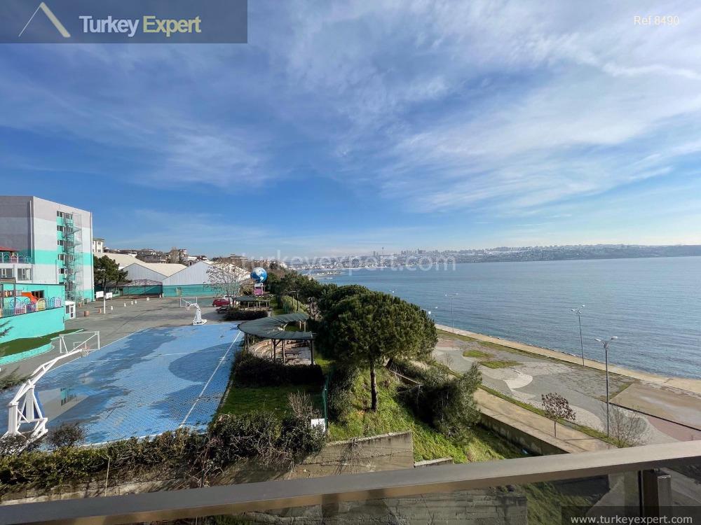 spacious seafront villas for sale in istanbul23