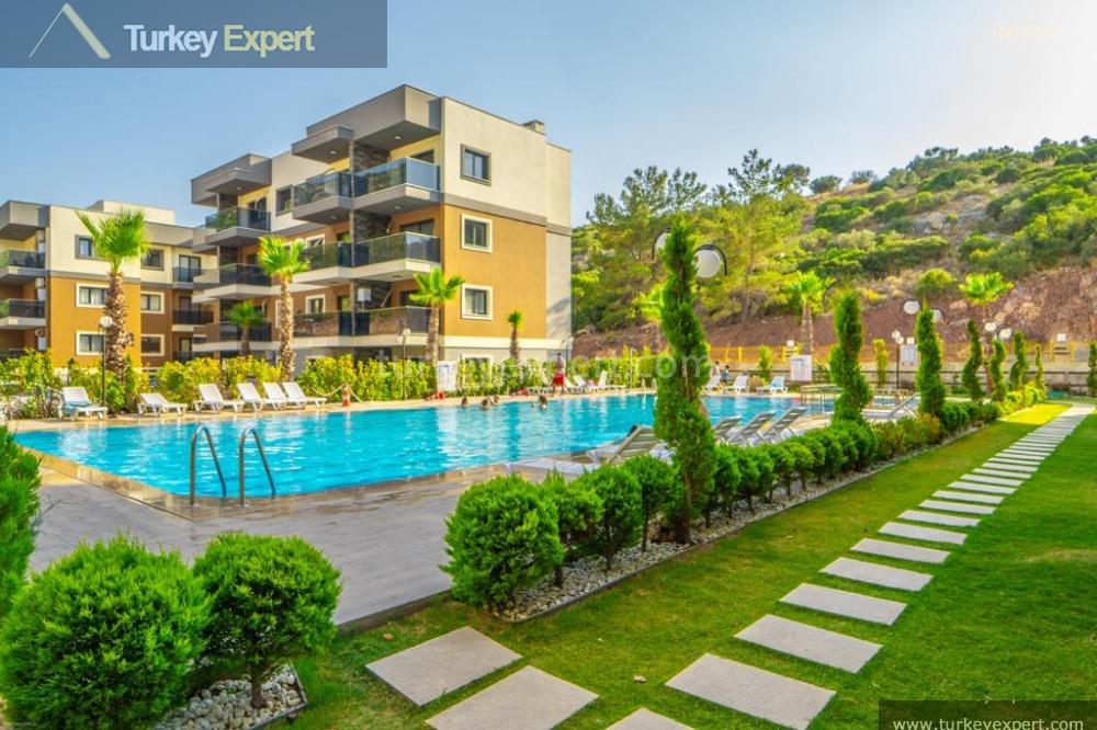 1modern and secure residence with plenty of facilities in kusadasi3