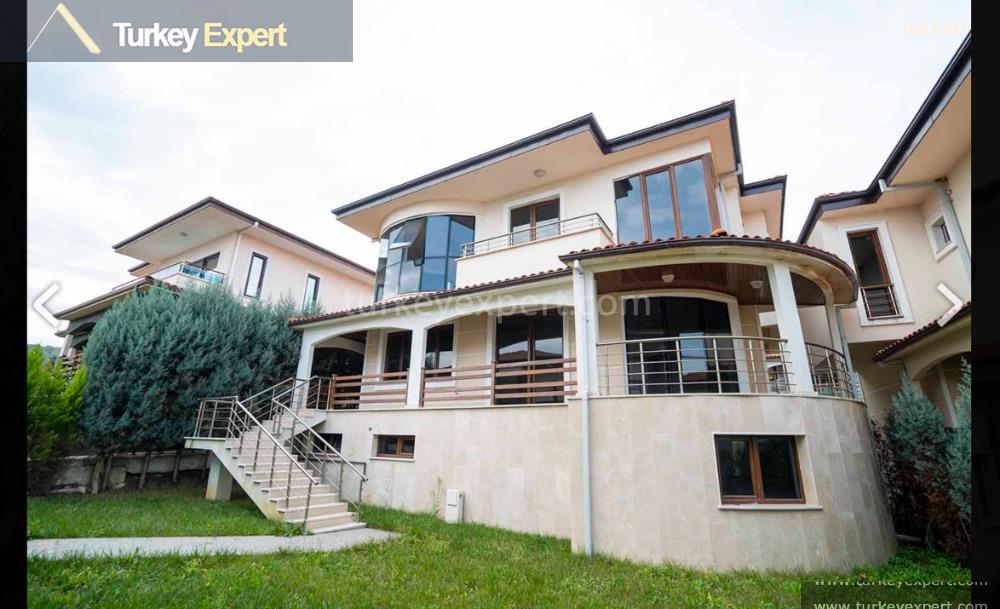 1new smart home villas surrounded by greenery in yalova for5