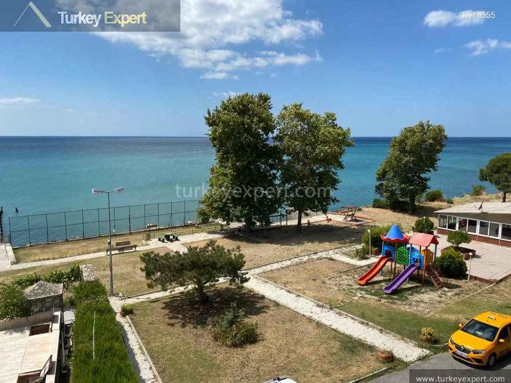 seafront spacious villa for sale in beylikduzu7