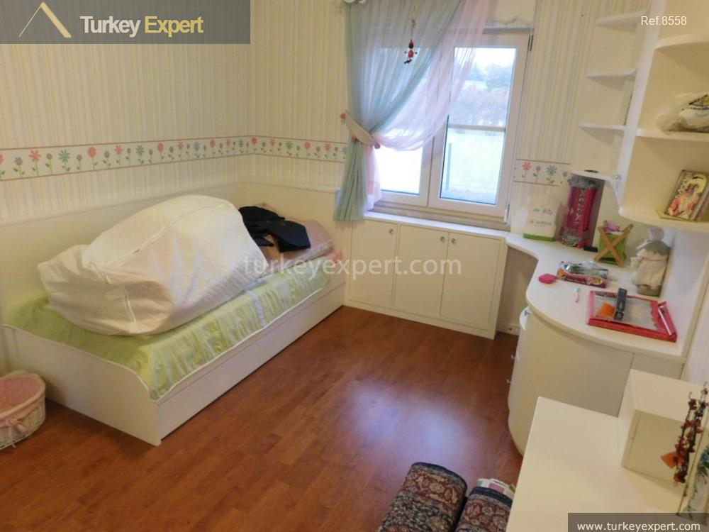 luxurious triplex in zekeriyakoy with a pool garden and more8