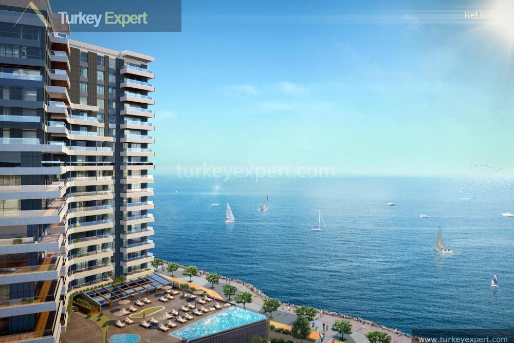 Seafront luxury apartments for sale in Istanbul Atakoy, in a beautiful complex 1