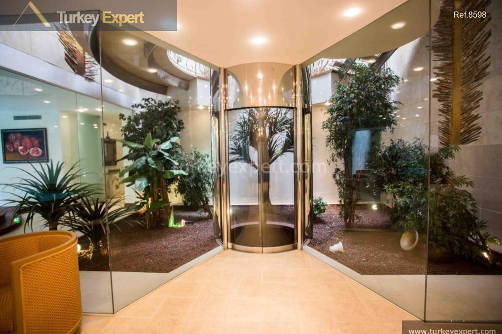 خرید ملک در استانبول شامل عمارت شگفت انگیز مقابل بسفر در بیکوز 1