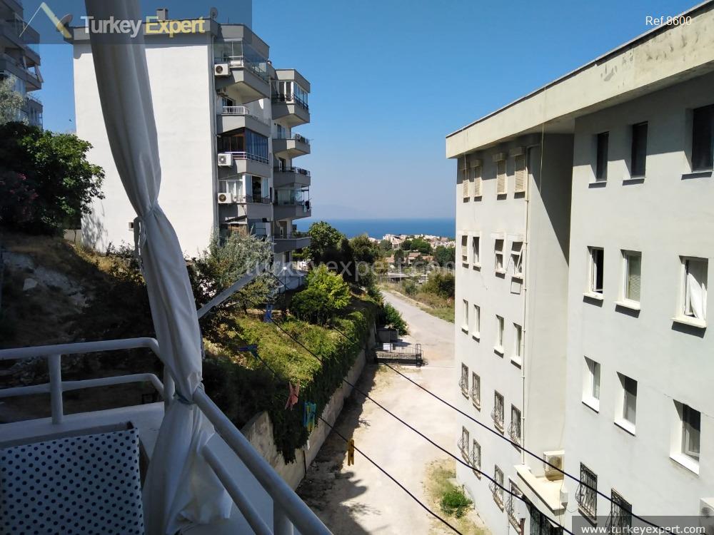 apartment with sea views in the ladies beach area of3