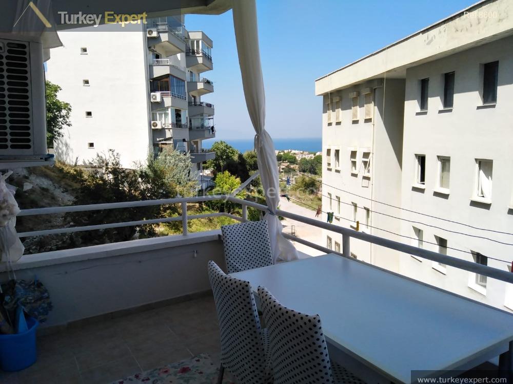 apartment with sea views in the ladies beach area of6