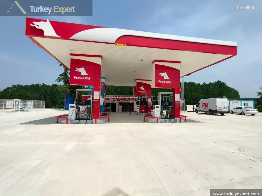 gas station for sale with a convenience store in sakarya1
