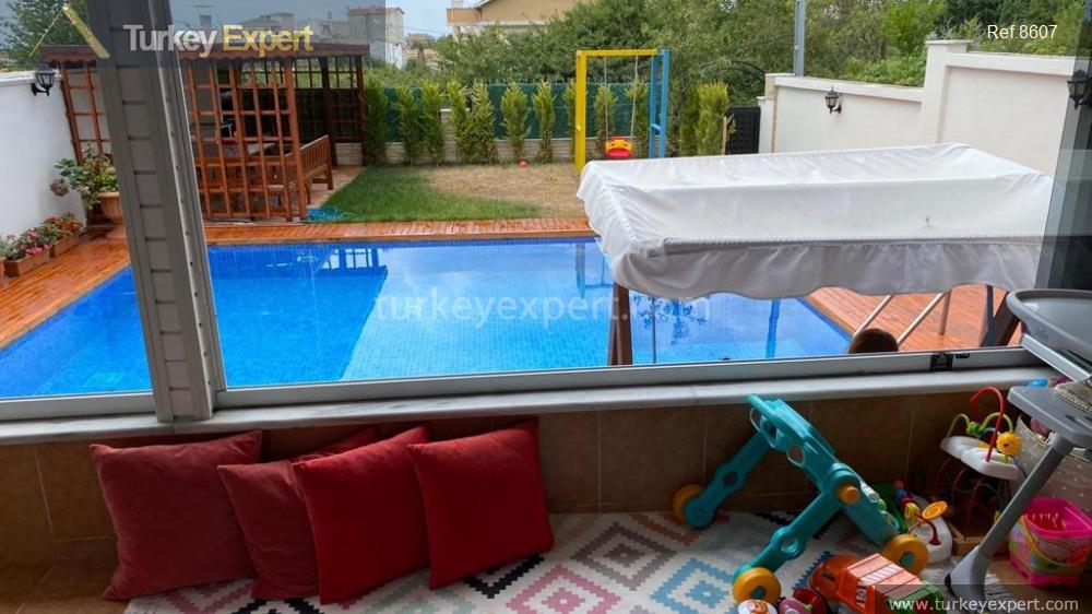 triplex villa for sale in buyukcekmece istanbul with a pool1