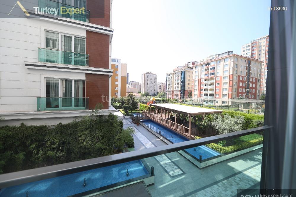 3luxury apartments for sale in beylikduzu istanbul in a complex31