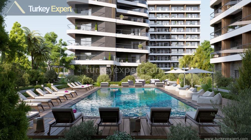Luxurious Izmir apartments for sale in central Bornova, in a complex with rich amenities 1