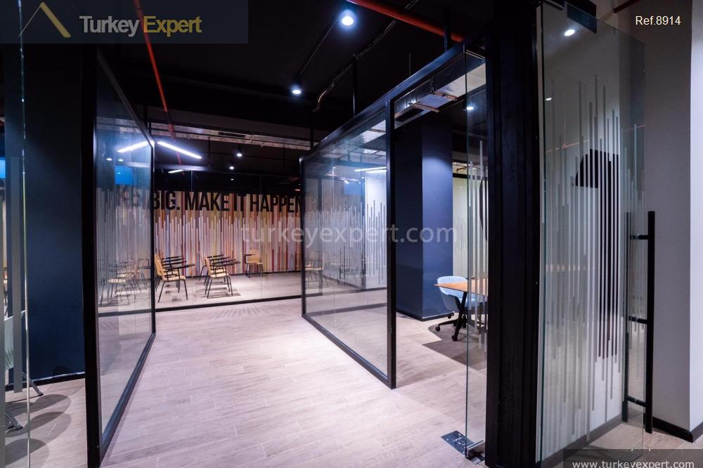 Luxurious apartments and offices for sale in Istanbul Umraniye in the Anatolian side 2