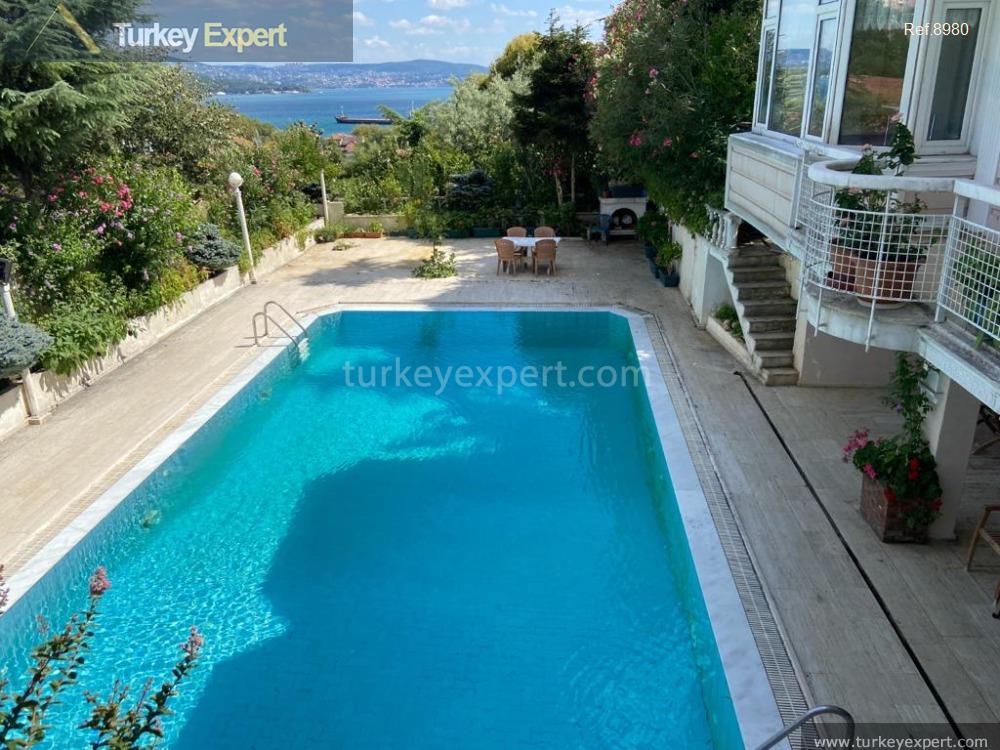 elegant independent villa with bosphorus views9_midpageimg_